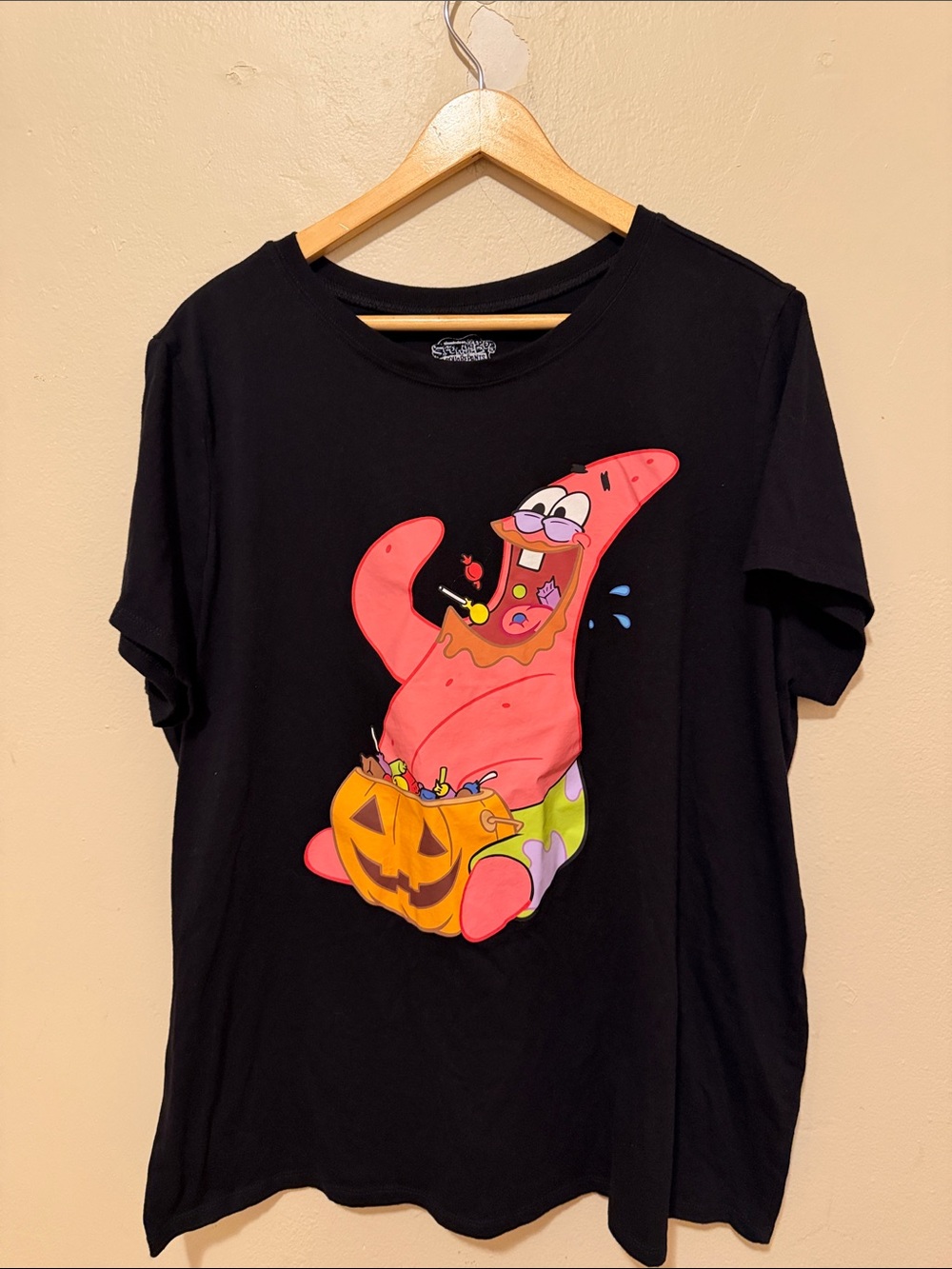 SpongeBob Squarepants Black Tee with Pink Patrick Halloween Graphic